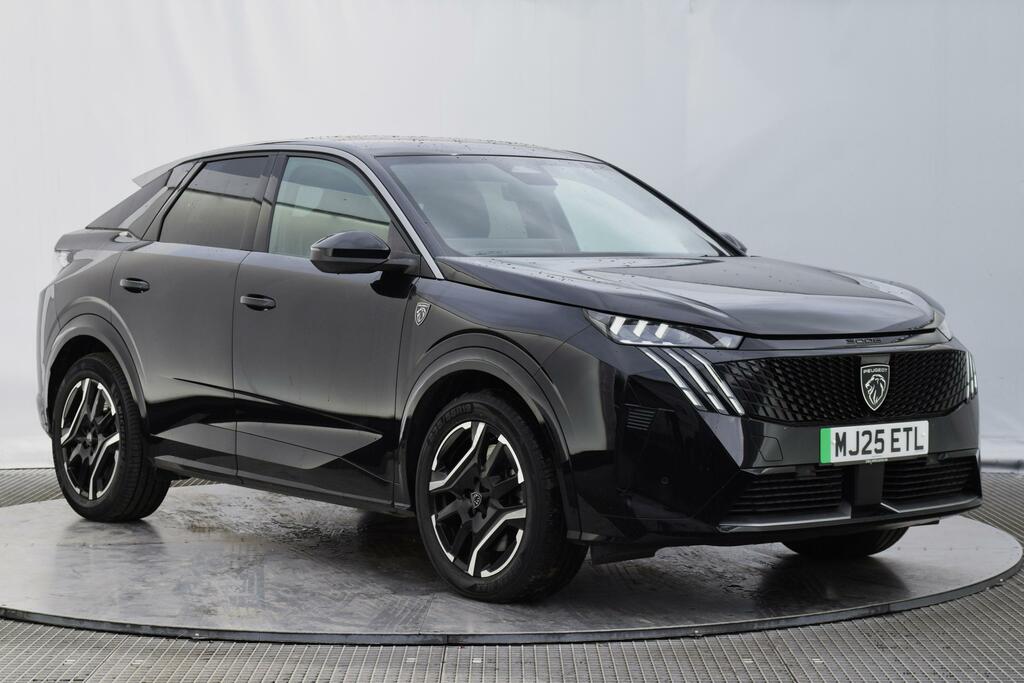 Peugeot 3008 73Kwh Gt Suv 11Kw Charger 210 Black