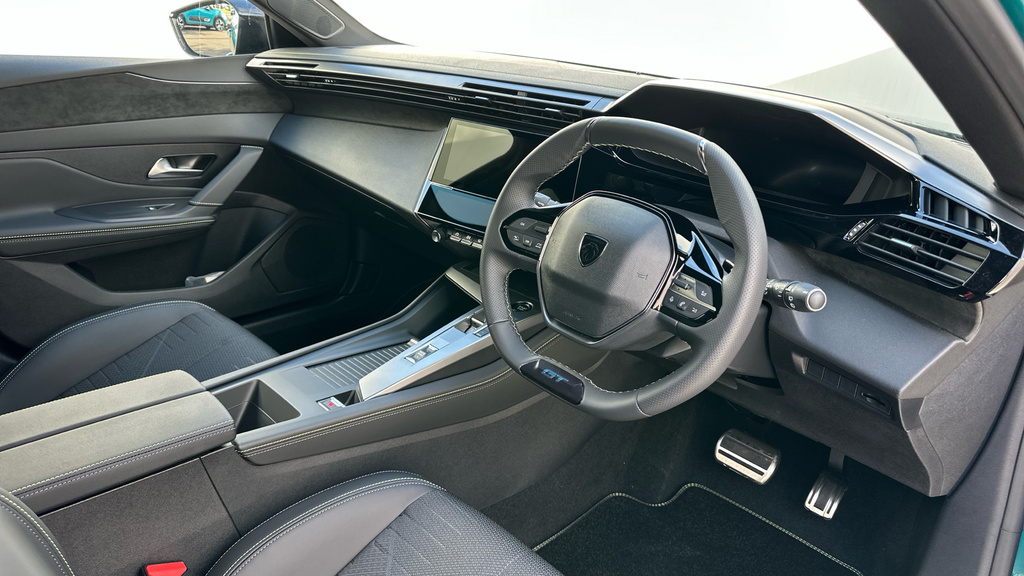 Peugeot 308 308 Hat 1.2 Hybrid 145 Gt E-dsc6 #2
