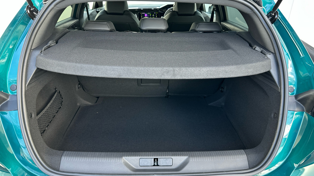 Peugeot 308 1.2 Puretech 130 Tech Edition #74