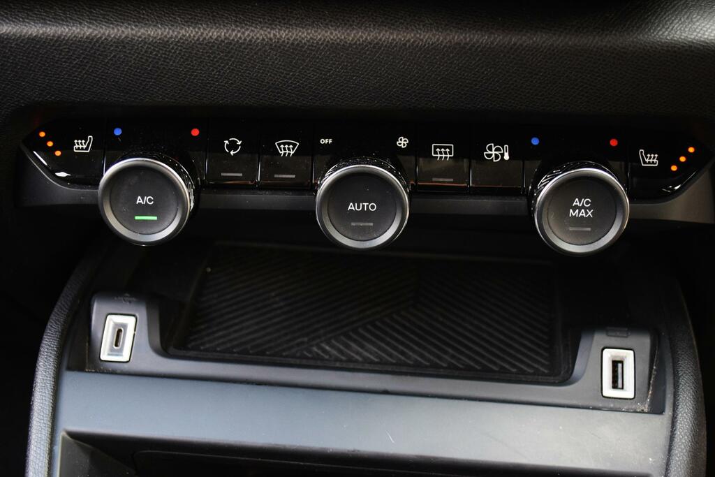 Citroen C4 1.2 Puretech Max Hatchback Eat8 Euro 6 Black #8