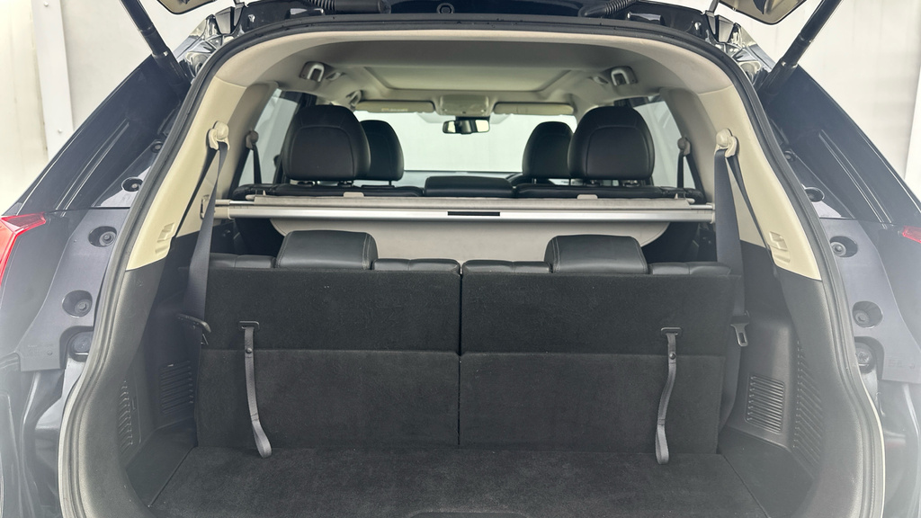 Nissan X-Trail Tekna White #30