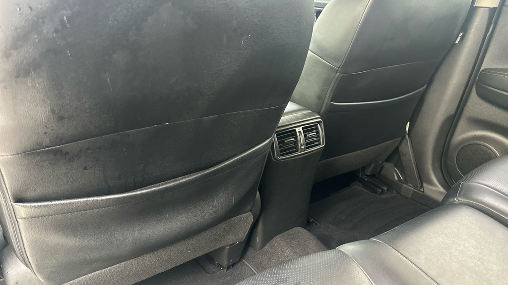 Nissan X-Trail Tekna White #63