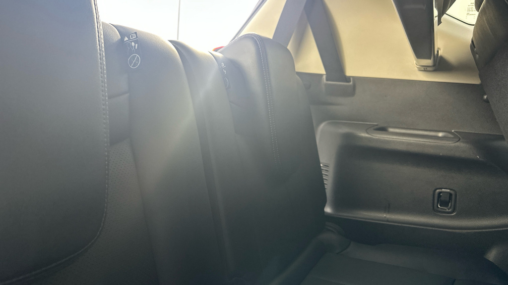 Nissan X-Trail Tekna White #34