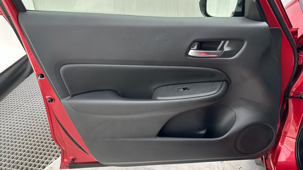 Honda Jazz Crosstar Advance Red #27