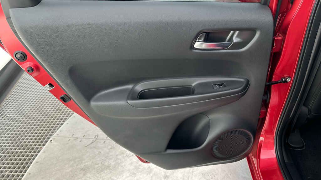 Honda Jazz Crosstar Advance Red #39