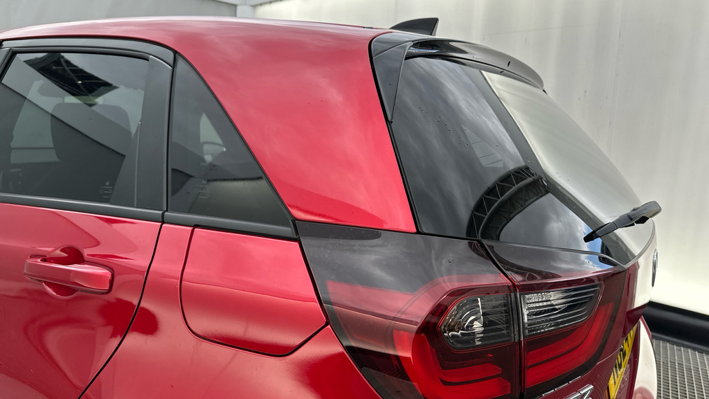 Honda Jazz Crosstar Advance Red #24