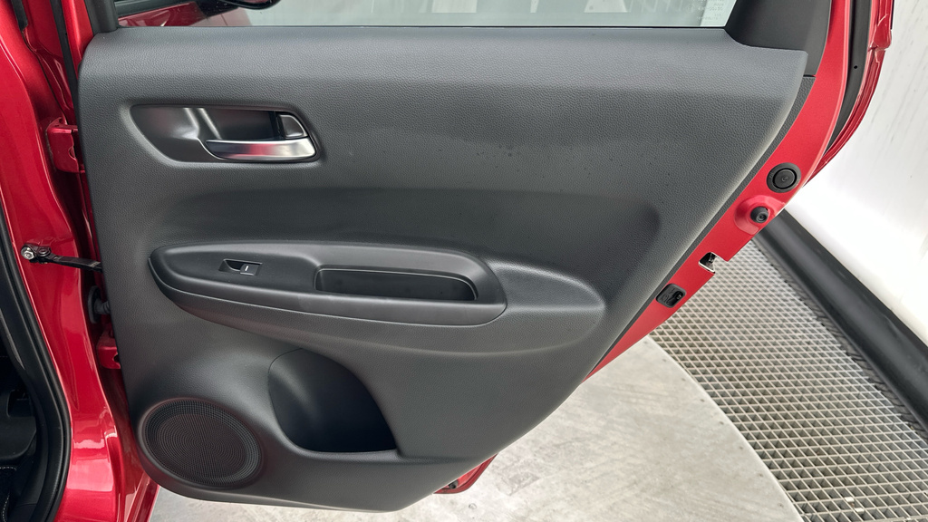 Honda Jazz Crosstar Advance Red #48