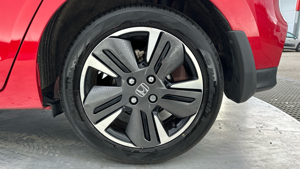 Honda Jazz Crosstar Advance Red #20