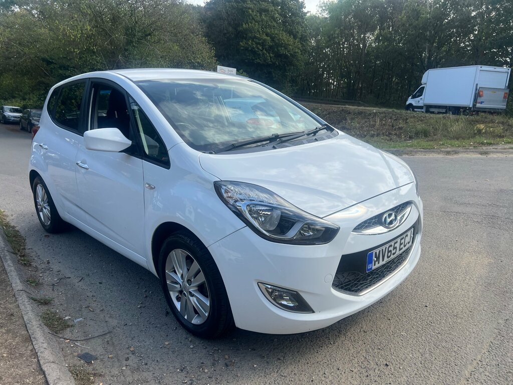 Hyundai Ix20 1.6 Active Hatchback Euro 5 123 B White