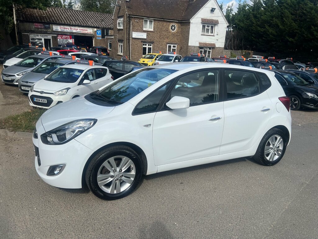 Hyundai Ix20 1.6 Active Hatchback Euro 5 123 B White #4