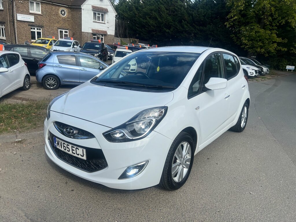 Hyundai Ix20 1.6 Active Hatchback Euro 5 123 B White #3