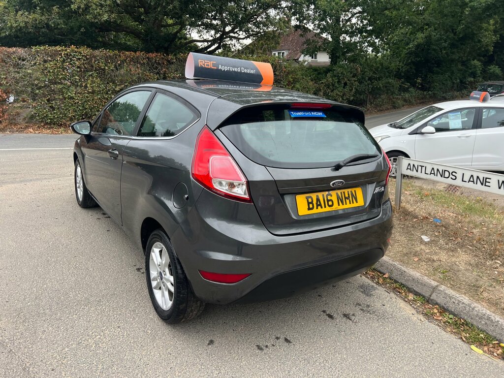 Ford Fiesta Silver #4