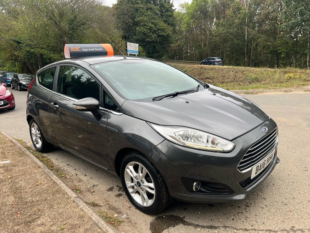 Ford Fiesta Silver #7