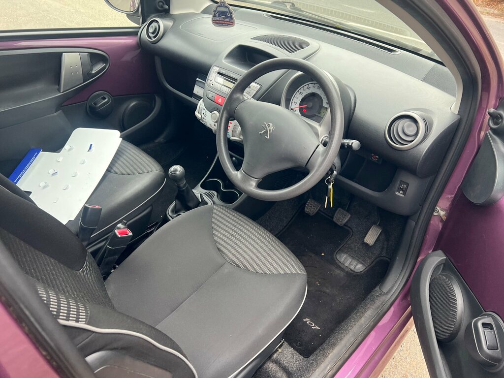 Peugeot 107 1.0 12V Active Hatchback Euro 5 Purple #4