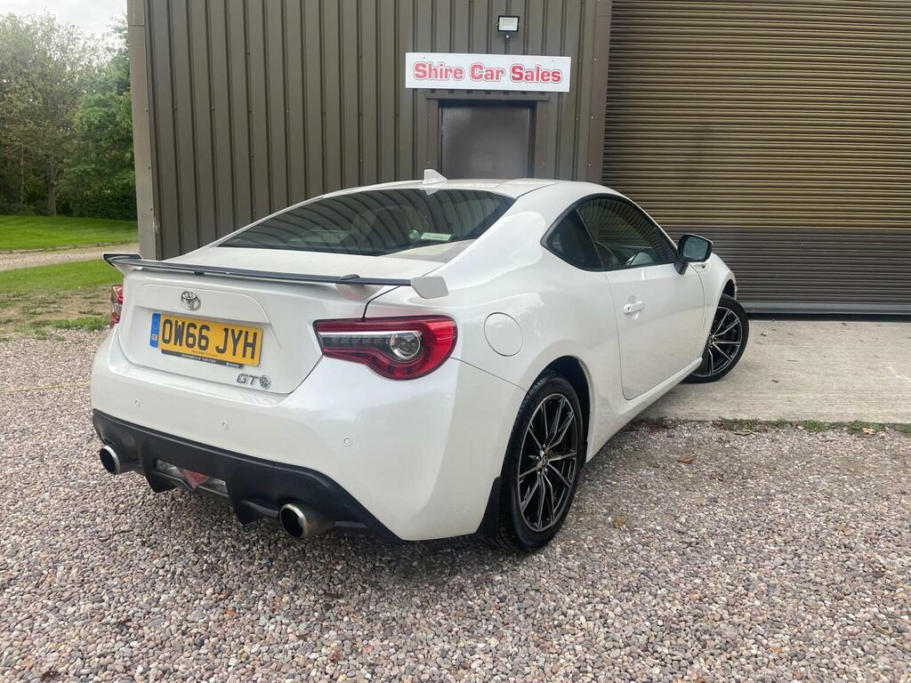Toyota GT86 Coupe 2.0 Boxer D-4s Pro Euro 6 201766 White #6