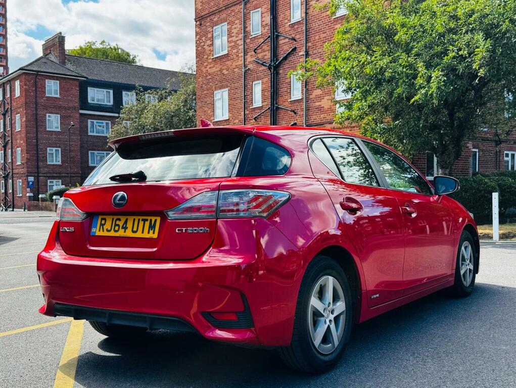 Lexus CT 200H Advance Plus White #9