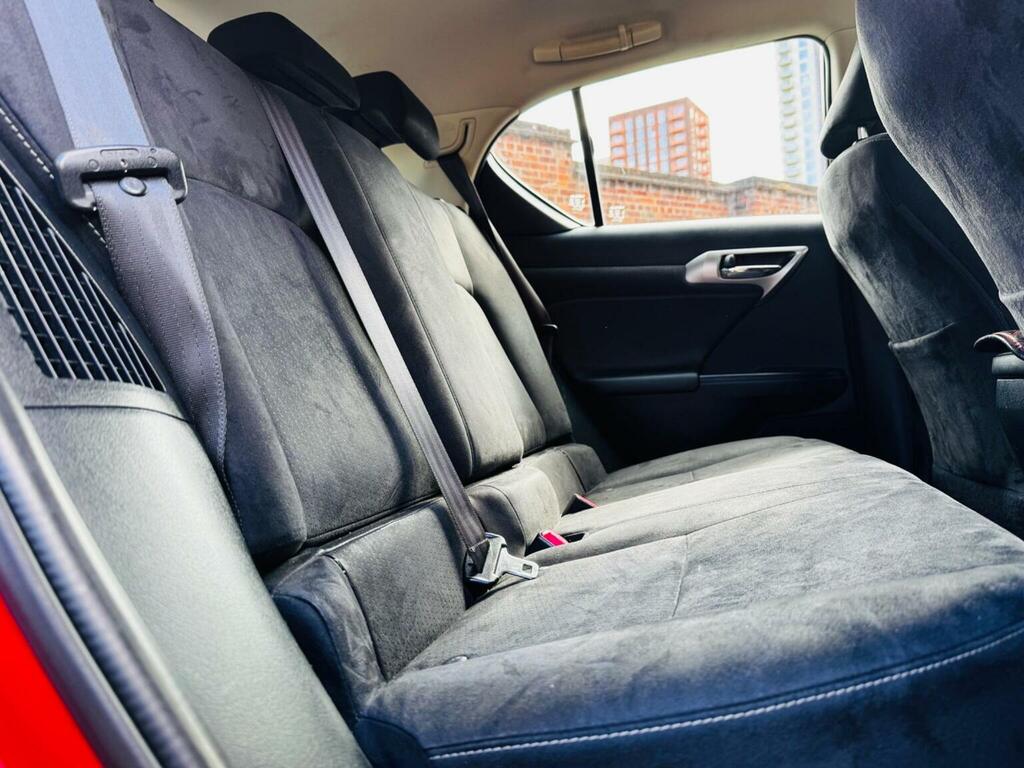 Lexus CT 200H Advance Plus White #19