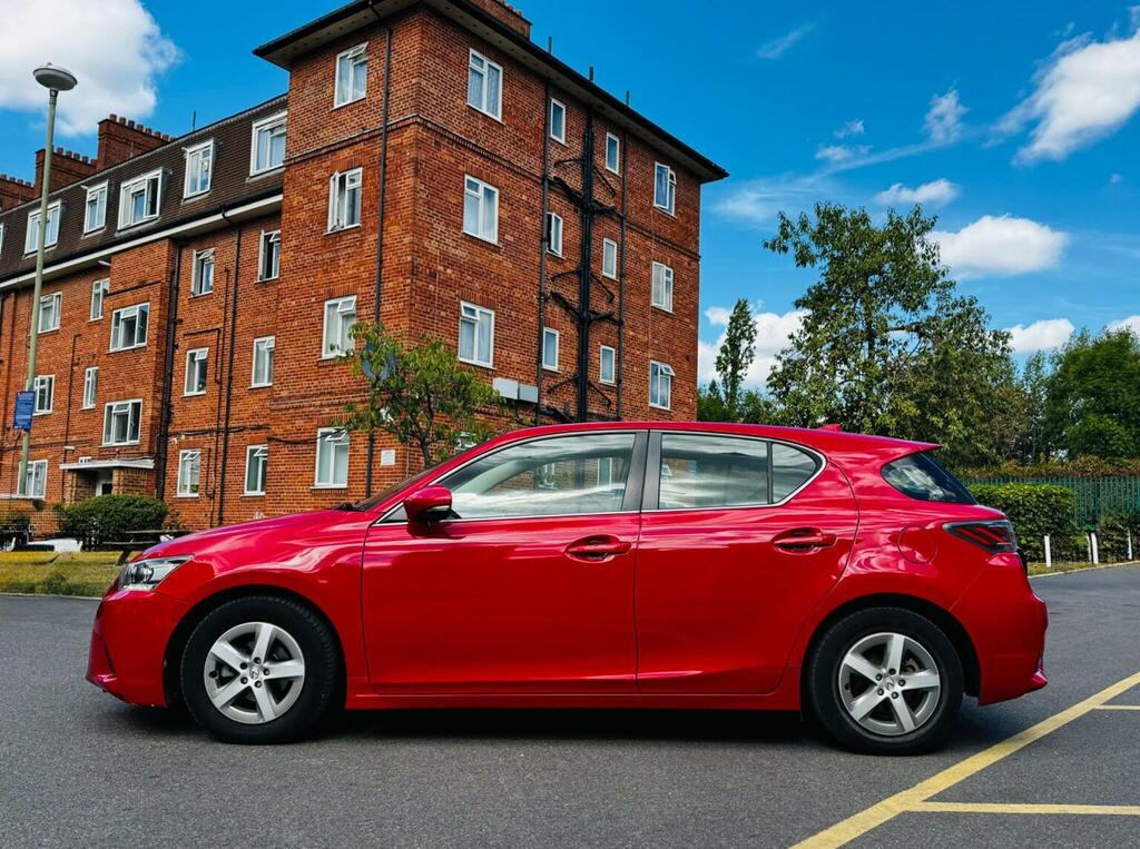 Lexus CT 200H Advance Plus White #8