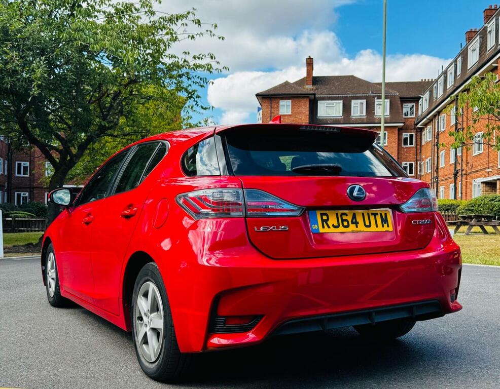 Lexus CT 200H Advance Plus White #11