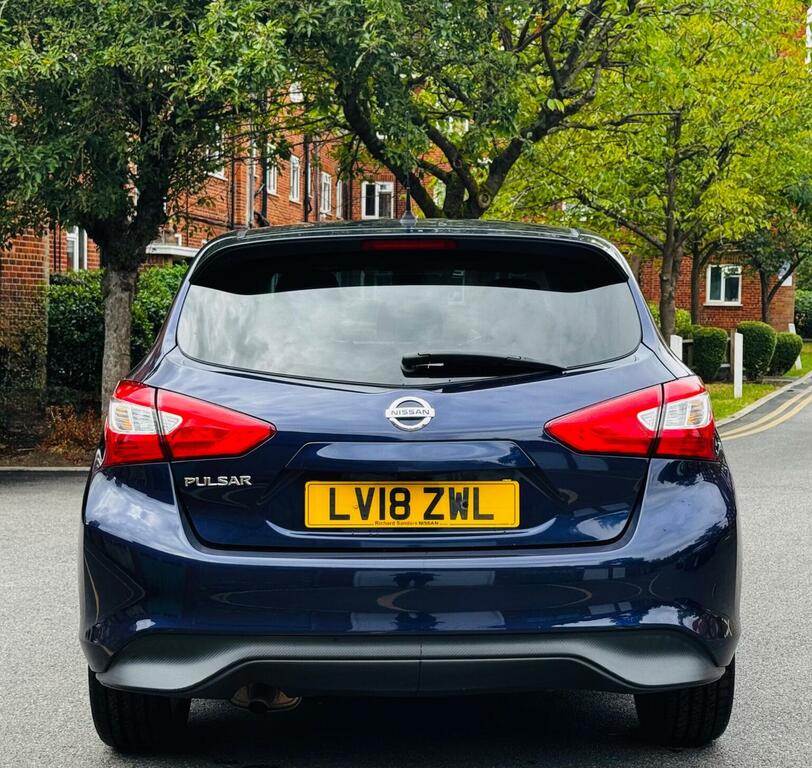 Nissan Pulsar N-connecta Black #8