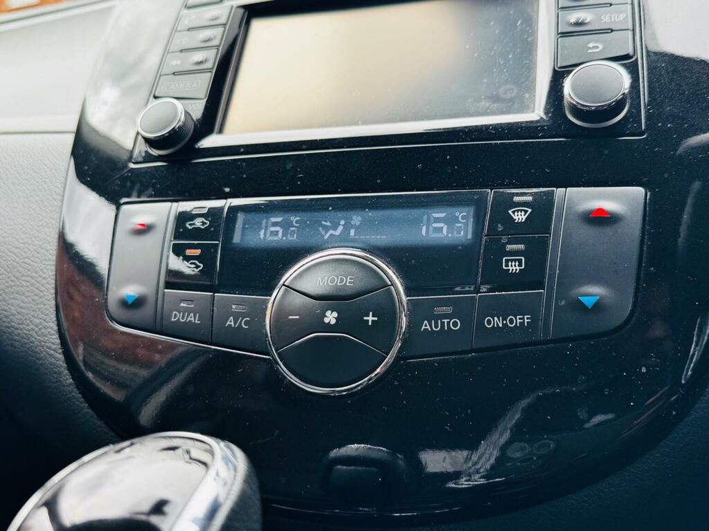 Nissan Pulsar N-connecta Black #25