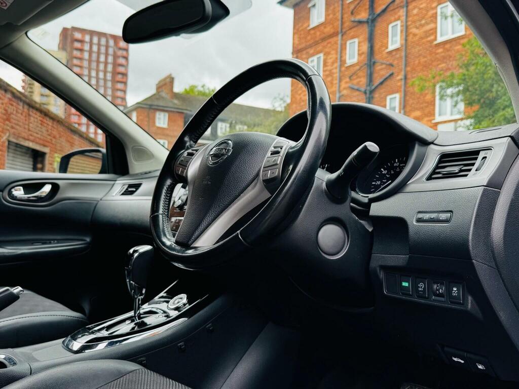 Nissan Pulsar N-connecta Black #12