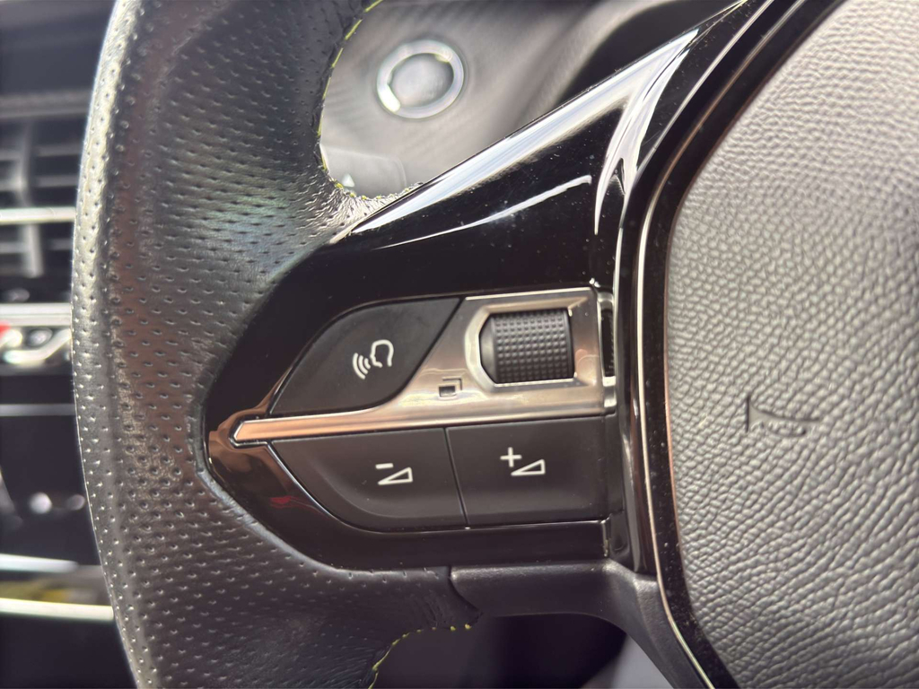Peugeot e-208 50Kwh Allure Grey #39