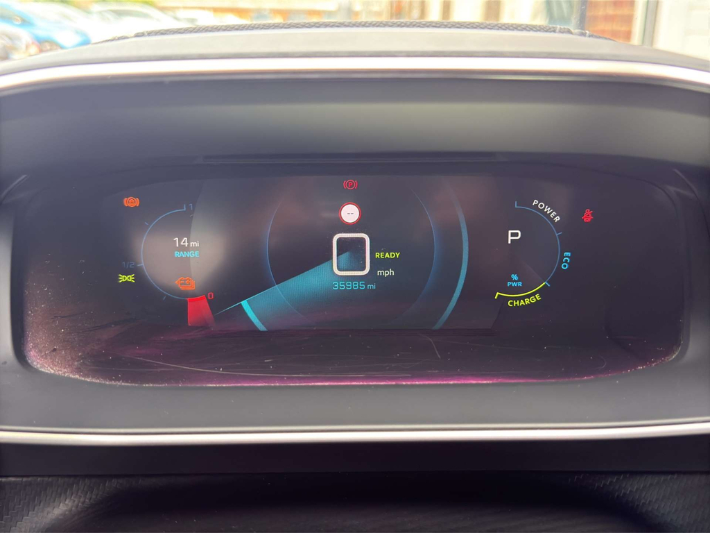 Peugeot e-208 50Kwh Allure Grey #31
