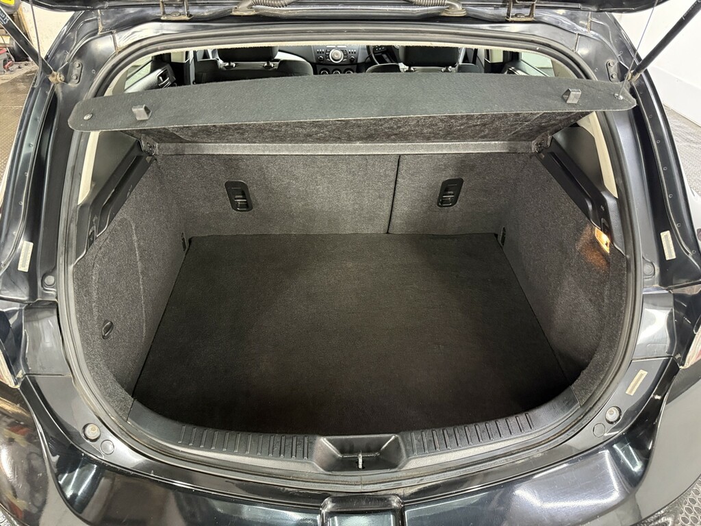 Mazda 3 1.6 Sport Euro 5 Silver #20