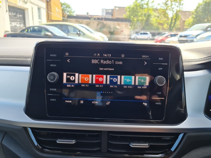 Volkswagen T-Roc Active Grey #18