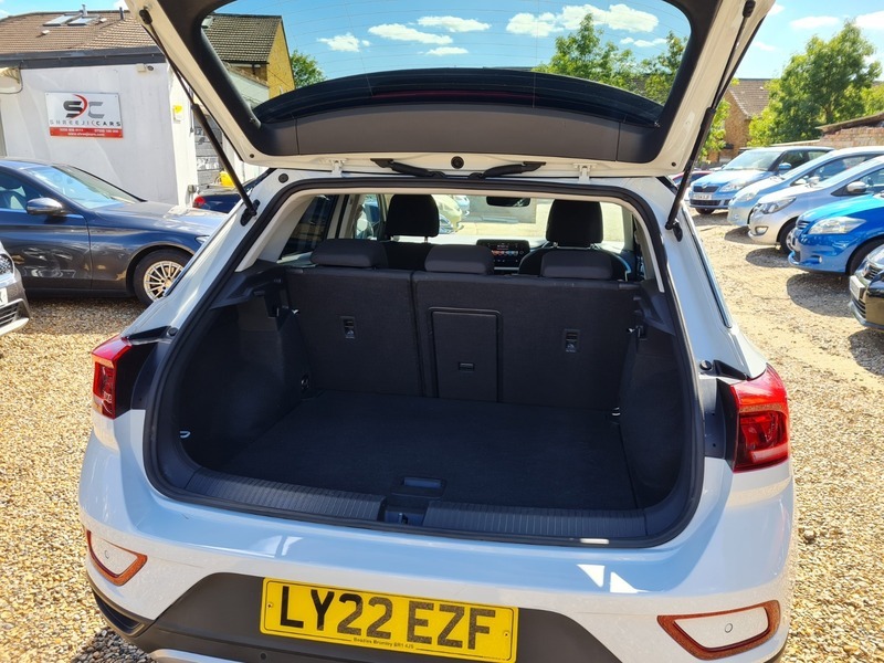 Volkswagen T-Roc Active Grey #9