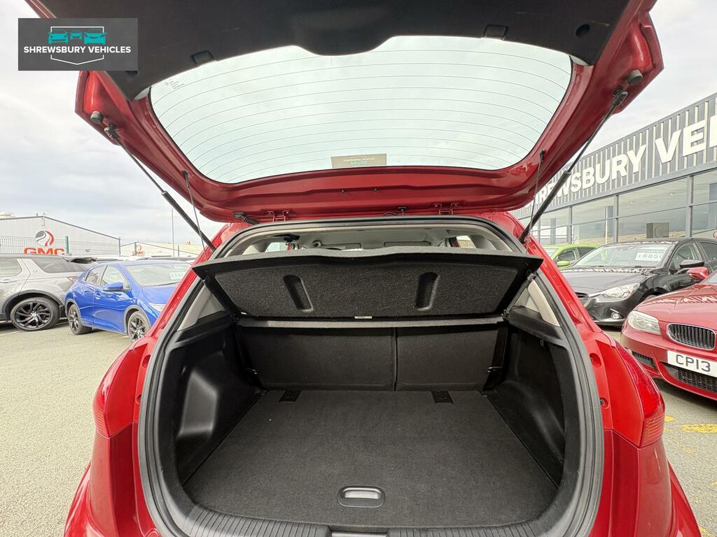 Kia Venga 1.4 2 Red #20