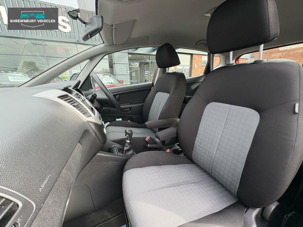 Kia Venga 1.4 2 Red #15