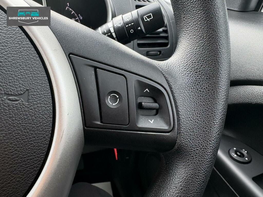 Kia Venga 1.4 2 Red #19
