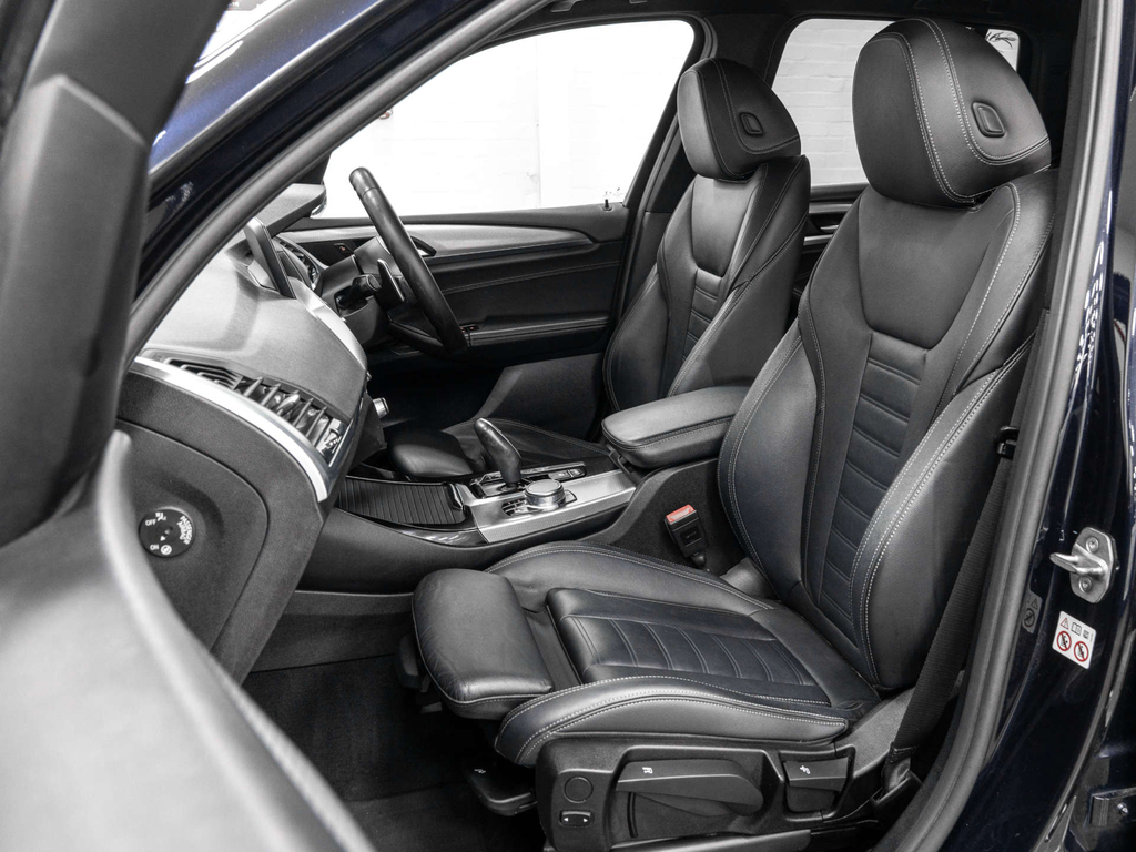 BMW X3 Xline Black #19
