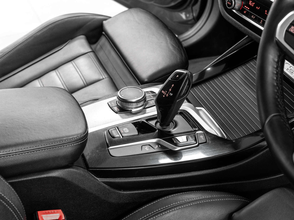 BMW X3 Xline Black #28