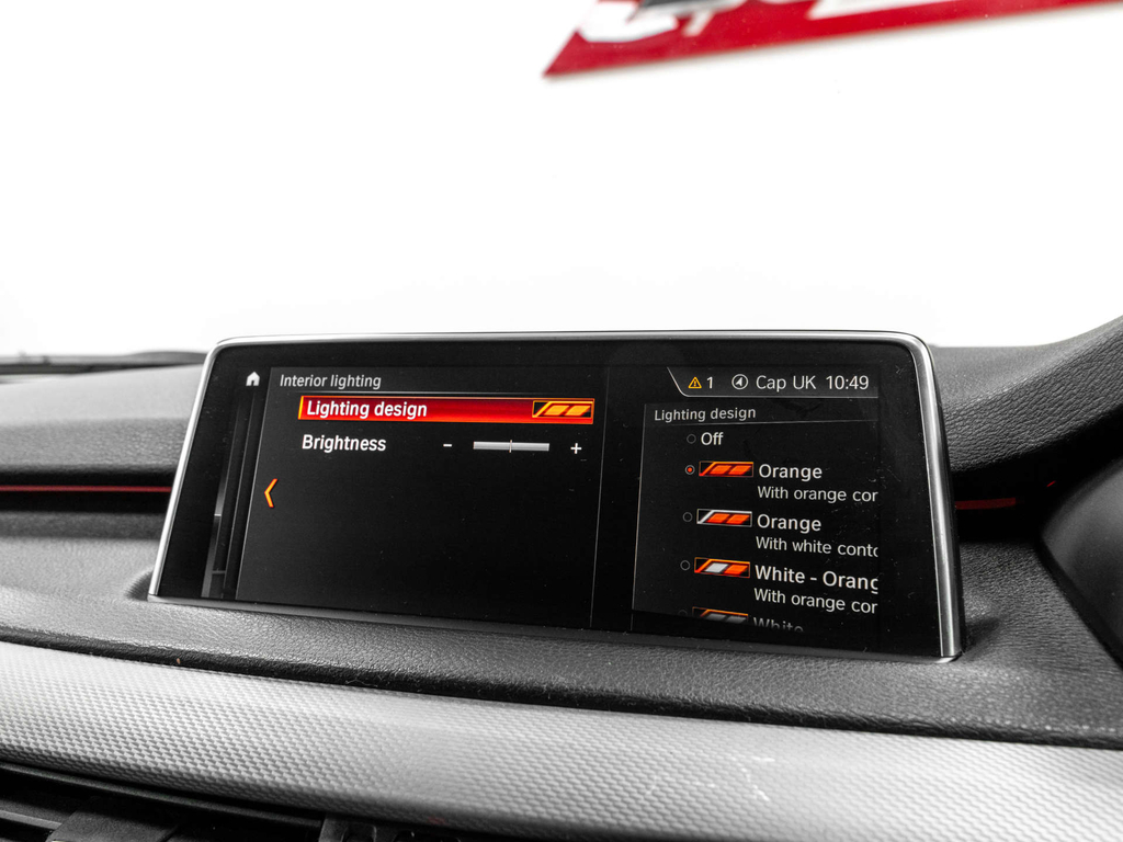 BMW X5 Estate White #38