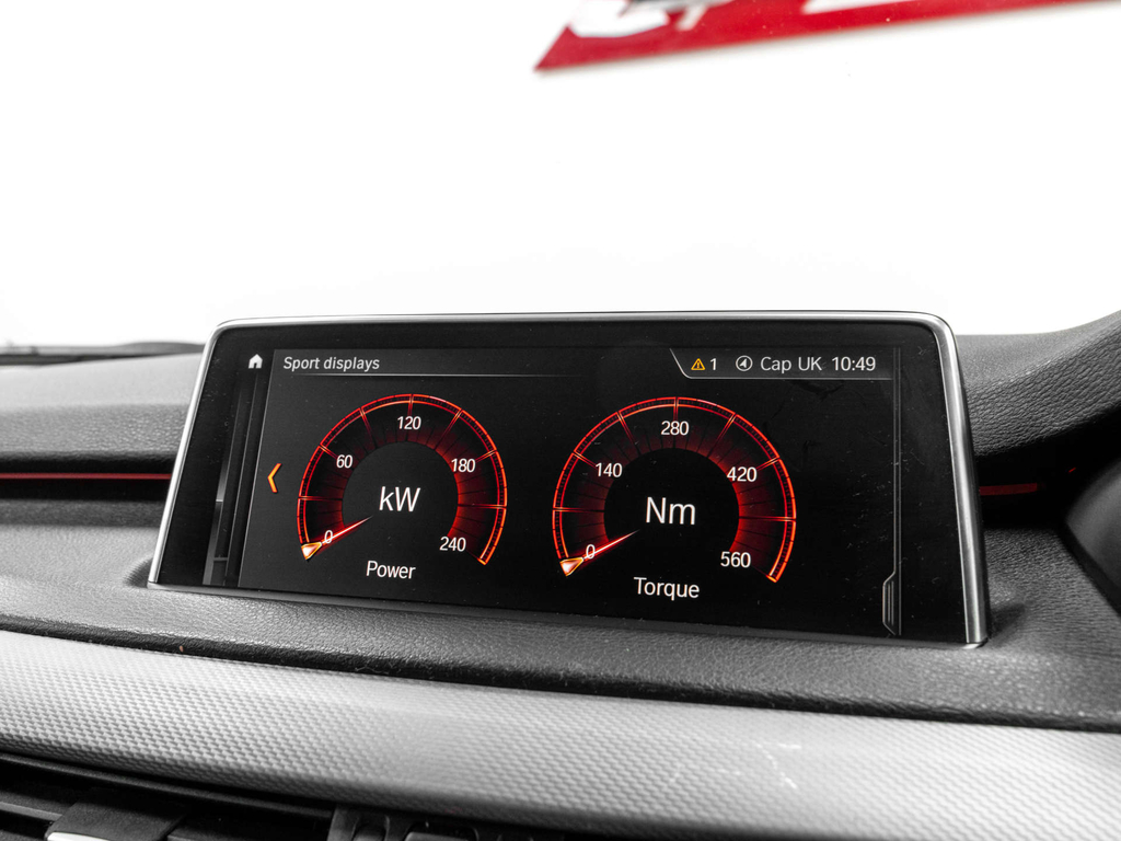 BMW X5 Estate White #44