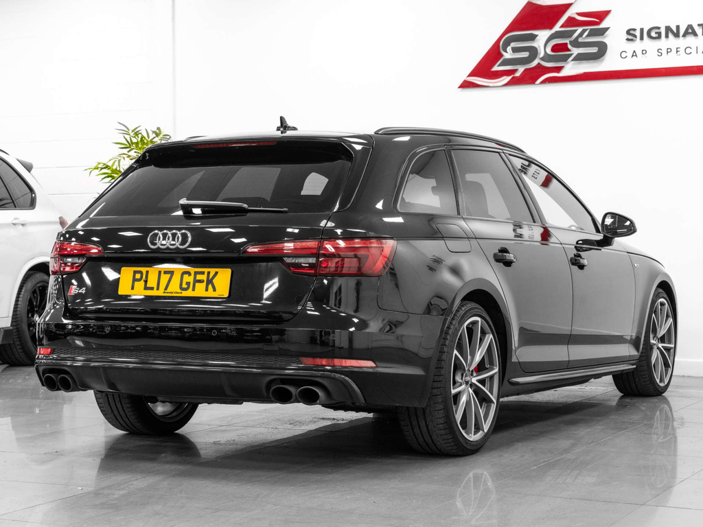 Audi S4 Estate Black #4