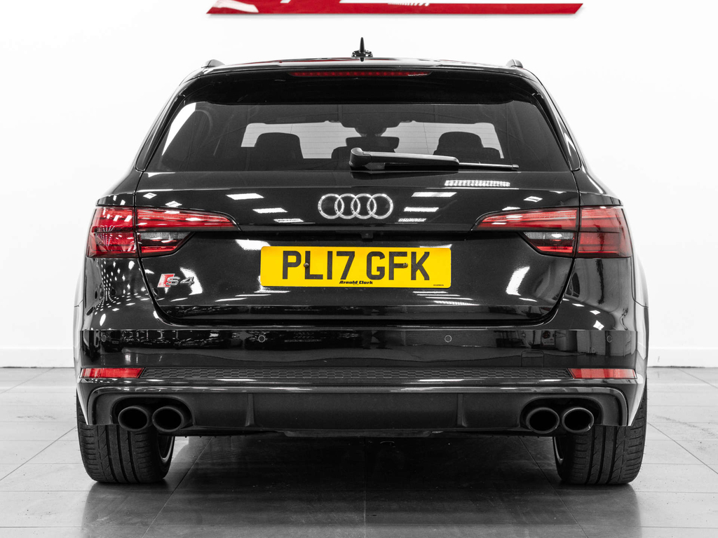 Audi S4 Estate Black #6