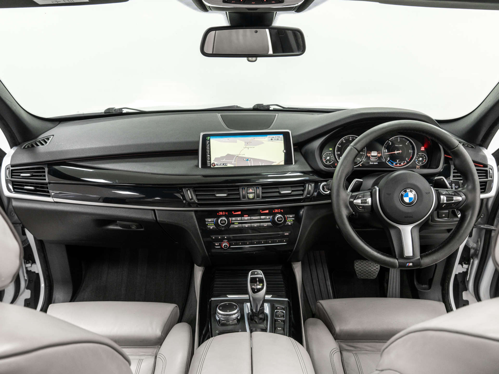 BMW X5 3.0 30D M Sport White #18