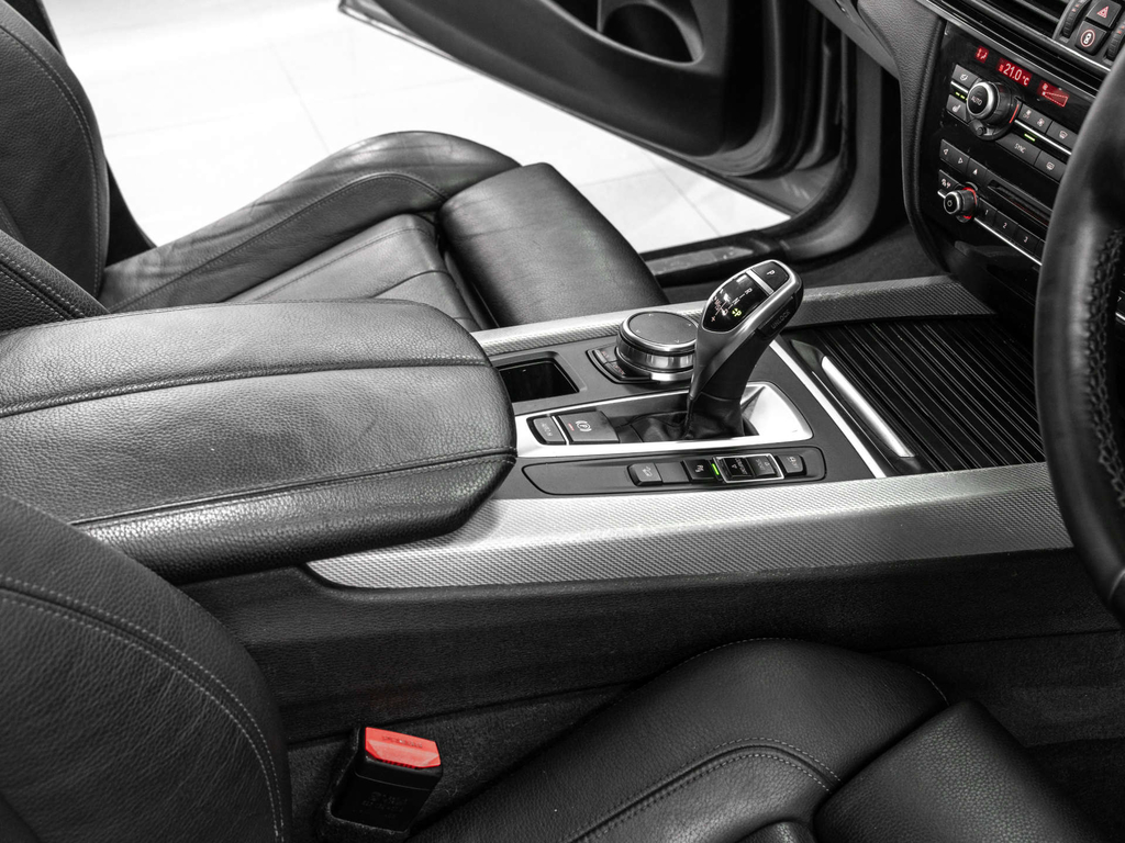 BMW X5 Xdrive30d M Sport Grey #32
