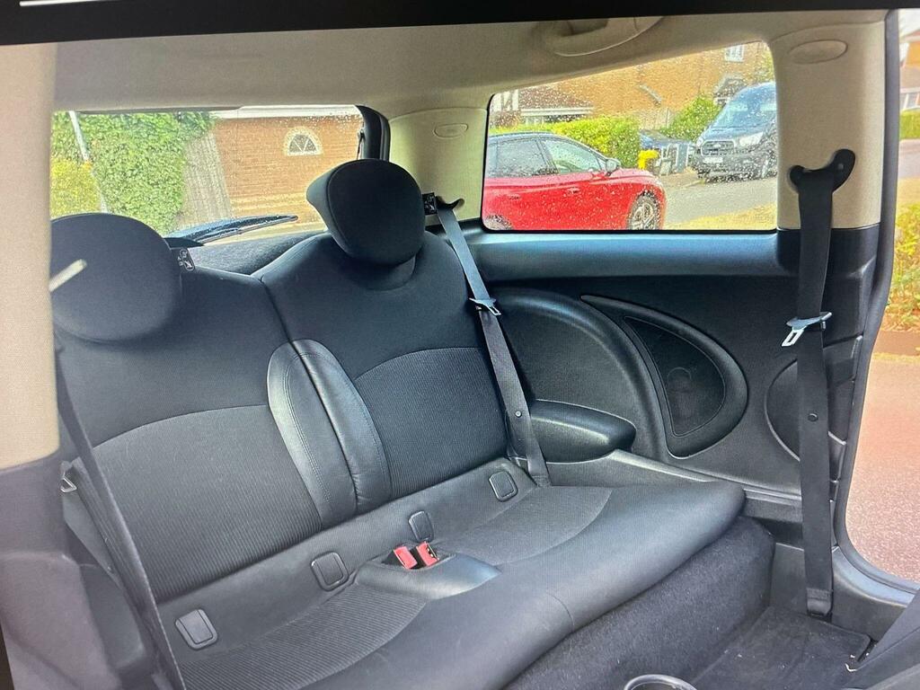 Mini Hatch Cooper D White #6