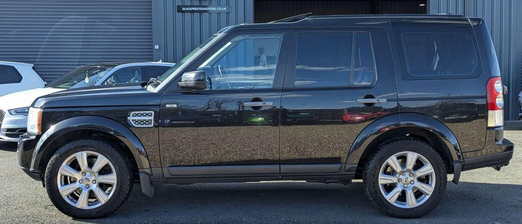 Land Rover Discovery 3.0 Discovery Hse Sdv6 4Wd #4