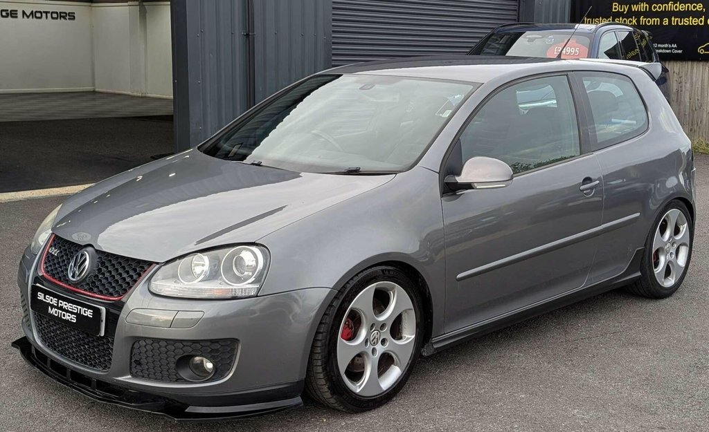 Volkswagen Golf 1.6 Fsi Match Black #3
