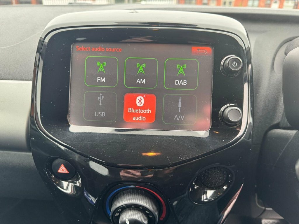 Citroen C1 1.0 Vti Feel Hatchback Red #10