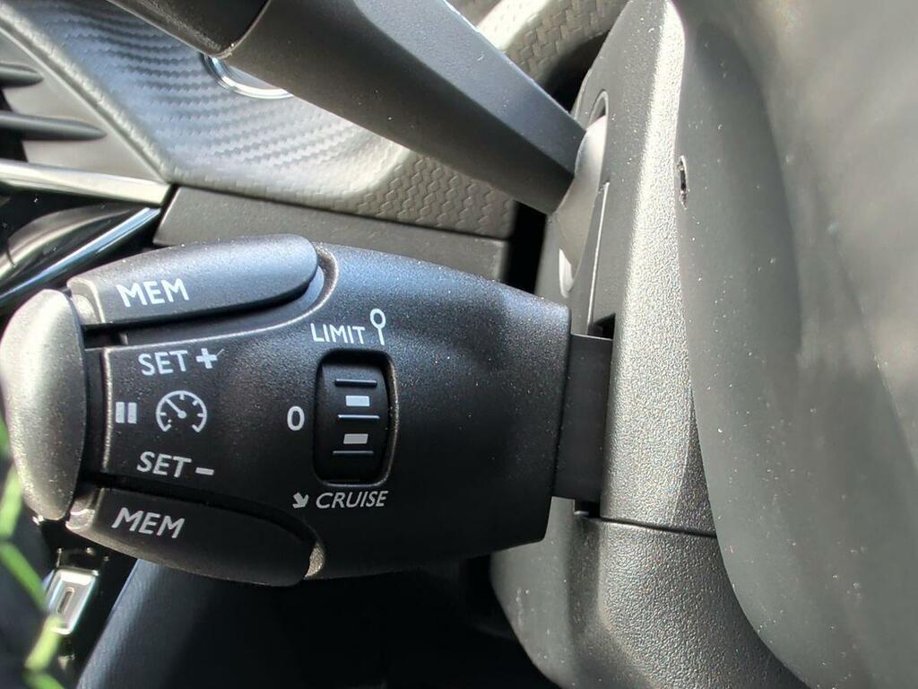 Peugeot 208 1.2 Puretech 82 Tech Edition Start Stop  #22