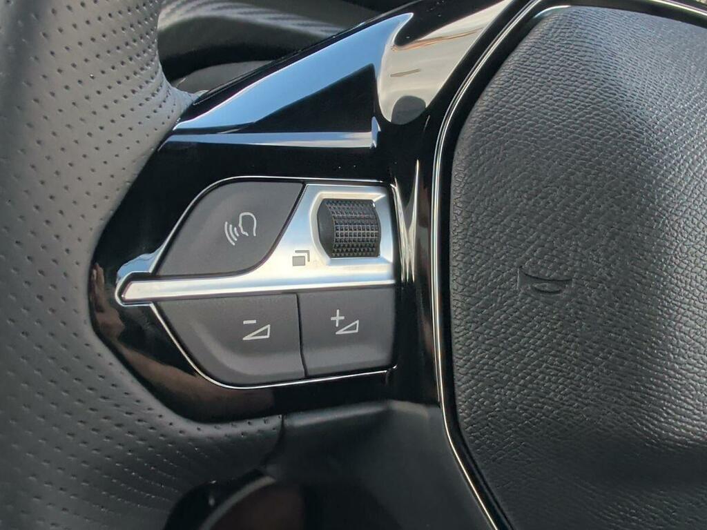 Peugeot 208 1.2 Puretech 82 Tech Edition Start Stop  #23
