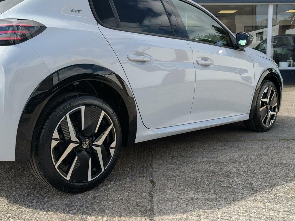 Peugeot 208 1.2 Puretech 82 Tech Edition Start Stop  #6