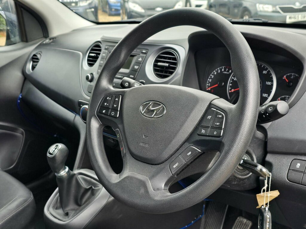 Hyundai I10 Hatchback Grey #13